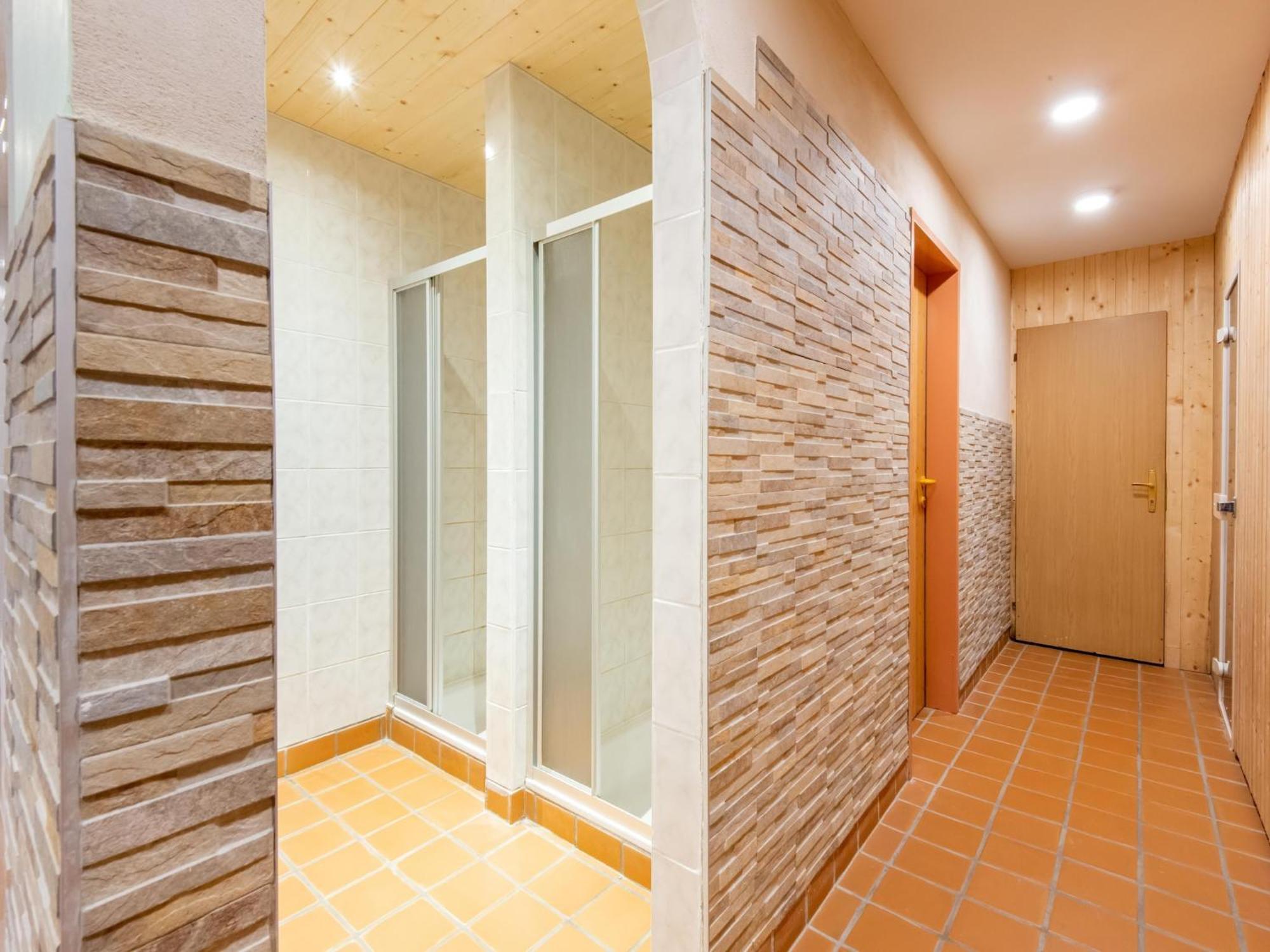 Pretty In With Infrared Sauna Oberau